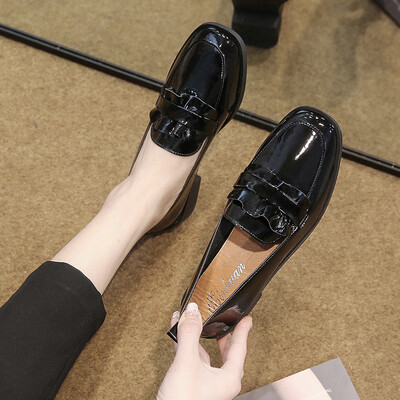 A small leather shoe with a suit Japanese woman jk soft leather black work shoes Joker Xia Yinglun style shoes tide
A small leather shoe with a suit Japanese woman jk soft leather black work shoes Joker Xia Yinglun style shoes tide