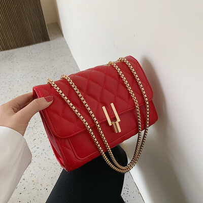 Ins texture small square bag fashion womens bag 2019 new bag Lingge chain bag new shoulder Messenger bag tide
Ins texture small square bag fashion womens bag 2019 new bag Lingge chain bag new shoulder Messenger bag tide