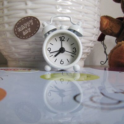 Siaonvr Creative Cute Mini Metal Small Alarm Clock Electronic Small Alarm Clock
Siaonvr Creative Cute Mini Metal Small Alarm Clock Electronic Small Alarm Clock
