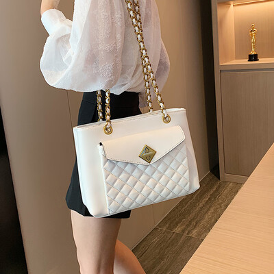 High-end bag handbag 2019 new fashion embroidery thread chain big bag shoulder bag wild foreign gas Messenger bag
High-end bag handbag 2019 new fashion embroidery thread chain big bag shoulder bag wild foreign gas Messenger bag