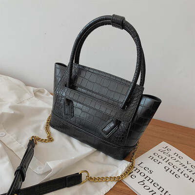 Ins Vintage Crocodile Handheld Womens Bag 2019 New Korean Joker Fashion Chain Pack Single Shoulder Messenger Bag Tide
Ins Vintage Crocodile Handheld Womens Bag 2019 New Korean Joker Fashion Chain Pack Single Shoulder Messenger Bag Tide