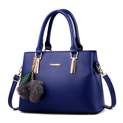 In autumn&winter the new womens trendy girl bag is fashionable&simple handbag with one shoulder&oblique satchel
In autumn&winter the new womens trendy girl bag is fashionable&simple handbag with one shoulder&oblique satchel
