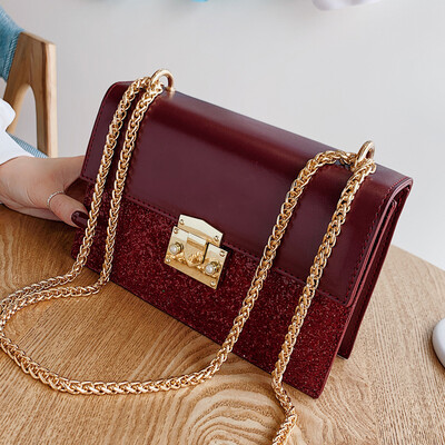 Women 2019 new Korean version of fashion sequins lock 100 lap quality feeling single shoulder slanting small square bag
Women 2019 new Korean version of fashion sequins lock 100 lap quality feeling single shoulder slanting small square bag