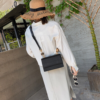 Tailored Summer Womens Fashion Wild Solid Elegant Print Single Shoulder Messenger Bags
Tailored Summer Womens Fashion Wild Solid Elegant Print Single Shoulder Messenger Bags