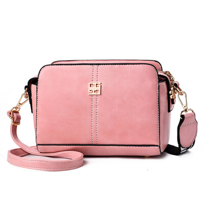 The new wave of summer womens bags Korean Joker shoulder Messenger bag fashion small square bag simple
The new wave of summer womens bags Korean Joker shoulder Messenger bag fashion small square bag simple