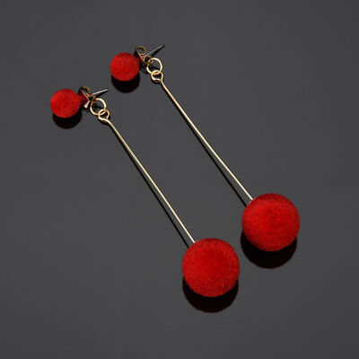 EK533 Korean Sweet Hair Ball Stud Earring For Women Jewelry Black Red Crystal Female Personality Simple Pink Plush Fur Earing
EK533 Korean Sweet Hair Ball Stud Earring For Women Jewelry Black Red Crystal Female Personality Simple Pink Plush Fur Earing