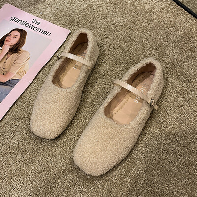 Hair-wool shoes for women wearing a word of fairy wind retro-ancient Mary Jane shoes Korean version of Baitiedou shoes 
Hair-wool shoes for women wearing a word of fairy wind retro-ancient Mary Jane shoes Korean version of Baitiedou shoes