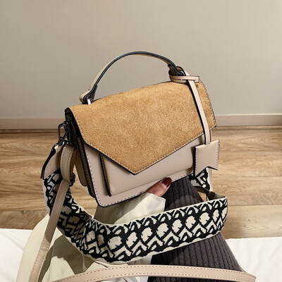New Korean wide shoulder strap bag female portable foreign fashion girl shoulder slung versatile retro
New Korean wide shoulder strap bag female portable foreign fashion girl shoulder slung versatile retro