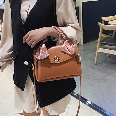 Textured ocean bag female 2019 new Korean version of chic fashion wild casual billiard shoulder slung small square bag
Textured ocean bag female 2019 new Korean version of chic fashion wild casual billiard shoulder slung small square bag