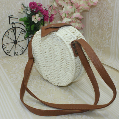 2019 Women Round Straw Bags Adjust Leather Straps Shoulder Bag Summer Bohemian Woven Handbags Beach Rattan Crossbody Bags
2019 Women Round Straw Bags Adjust Leather Straps Shoulder Bag Summer Bohemian Woven Handbags Beach Rattan Crossbody Bags