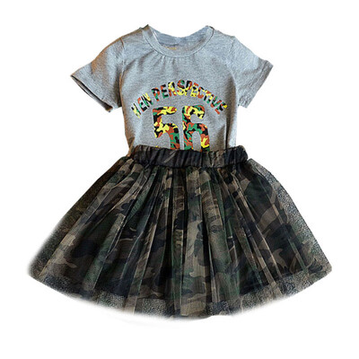 2Pcsset Children Girls Casual Summer Letter Print Short Sleeve T-shirtCamouflage Mesh Skirts Suits Costume Skirts Set
2Pcsset Children Girls Casual Summer Letter Print Short Sleeve T-shirtCamouflage Mesh Skirts Suits Costume Skirts Set