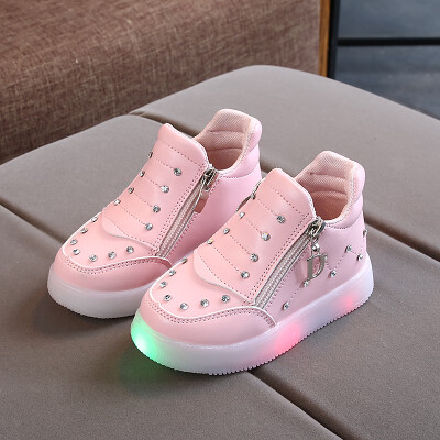 Autumn Children Shoes Girl Fashion LED Lights Soft Casual Sports Walking Toddler Shoes
Autumn Children Shoes Girl Fashion LED Lights Soft Casual Sports Walking Toddler Shoes
