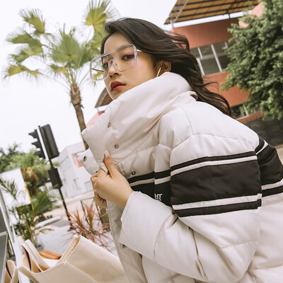 Winter 2018 new Korean version of the fashion lapel down padded jacket students jacket thickened short style padded jacket
Winter 2018 new Korean version of the fashion lapel down padded jacket students jacket thickened short style padded jacket