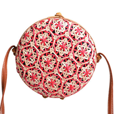 Fashion Trend Bamboo Woven Rattan Buckle Womens Messenger Bag Round Flower Pattern Decoration Messenger Bag
Fashion Trend Bamboo Woven Rattan Buckle Womens Messenger Bag Round Flower Pattern Decoration Messenger Bag