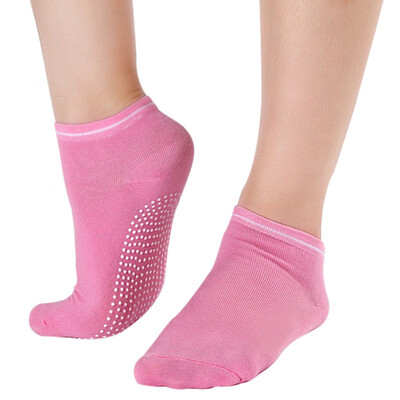 Womens Fitness Pilates Socks Colorful Non Slip Massage Toe Durable Dance Ankle Grip Exercise Printed Letter Socks
Womens Fitness Pilates Socks Colorful Non Slip Massage Toe Durable Dance Ankle Grip Exercise Printed Letter Socks