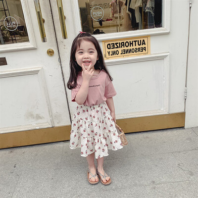 Summer Kids Girls Clothes Set Short Sleeve Letter Print T-shirt TopsFloral Short Skirts Suits 2pcs Clothing Sets
Summer Kids Girls Clothes Set Short Sleeve Letter Print T-shirt TopsFloral Short Skirts Suits 2pcs Clothing Sets