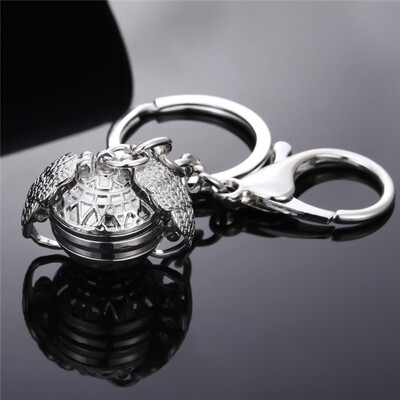 Fashion Silver Expanding Photo Locket Photo Box Key chain Luck Angel Wings Image Cage For Gift Pendant Key chain Lover Gifts
Fashion Silver Expanding Photo Locket Photo Box Key chain Luck Angel Wings Image Cage For Gift Pendant Key chain Lover Gifts