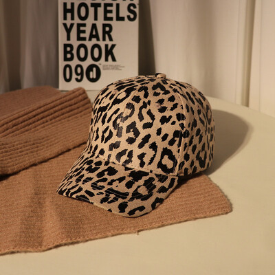 Hat female spring&summer Korean leopard baseball cap retro personality cap with parents&children sunscreen student hat
Hat female spring&summer Korean leopard baseball cap retro personality cap with parents&children sunscreen student hat
