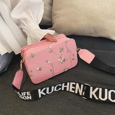 Tailored Womens Fashion Lace Retro Shoulder Bag Floral Zipper Embroidery Beach Bag
Tailored Womens Fashion Lace Retro Shoulder Bag Floral Zipper Embroidery Beach Bag