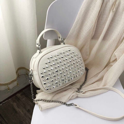 Tailored Luxury Leather Handbag For Women Casual Shoulder Messenger Bag Fanshion Tote
Tailored Luxury Leather Handbag For Women Casual Shoulder Messenger Bag Fanshion Tote