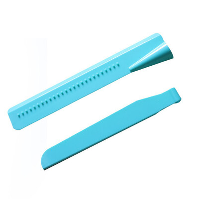 Colorful Edge Cake Spatula Server Blade Cutter Mold Tool Baking Cake Spatula Baking DIY Decoration
Colorful Edge Cake Spatula Server Blade Cutter Mold Tool Baking Cake Spatula Baking DIY Decoration