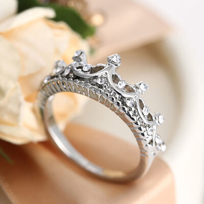 Rose-Shape Ring Fashion Diamond Ring Rose Gold Crown Ring Wedding Engagement Party Jewelry Best Gift for Women Girl 
Rose-Shape Ring Fashion Diamond Ring Rose Gold Crown Ring Wedding Engagement Party Jewelry Best Gift for Women Girl