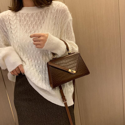 New Fashion Women Stone Pattern Shoulder Bag PU Leather Solid Color Messenger Bag Simple Small Square Crossbody Bag BlackBrown
New Fashion Women Stone Pattern Shoulder Bag PU Leather Solid Color Messenger Bag Simple Small Square Crossbody Bag BlackBrown