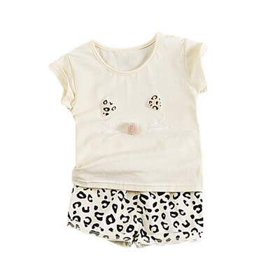 Children Girls Casual Summer Cat Print Short Sleeve T-shirtLeopard Shorts Suits 2Pcs Costume Set
Children Girls Casual Summer Cat Print Short Sleeve T-shirtLeopard Shorts Suits 2Pcs Costume Set