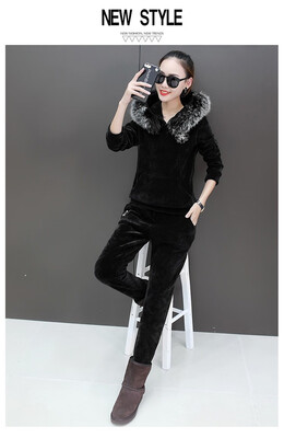 New autumnwinter 2018 two-piece golden fleece suit for womens casual sports wear with cap&fur collar
New autumnwinter 2018 two-piece golden fleece suit for womens casual sports wear with cap&fur collar