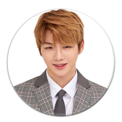 Kpop Wanna ONE Concert tin Plate Badge Brooch Cute Cartoon Brooch Bag Pendant Boys Girls Accessories hot Gift for Fans
Kpop Wanna ONE Concert tin Plate Badge Brooch Cute Cartoon Brooch Bag Pendant Boys Girls Accessories hot Gift for Fans