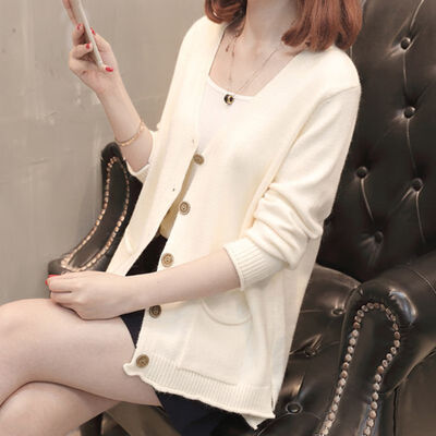 Womens Sweater Korean V-Neck Autumn Winter Sweater Full Sleeve Single-breasted Short Loose Sweater Solid Color Knit Cardigan
Womens Sweater Korean V-Neck Autumn Winter Sweater Full Sleeve Single-breasted Short Loose Sweater Solid Color Knit Cardigan