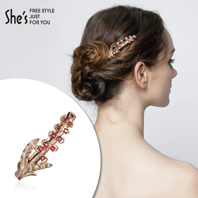 Qian (Shes) hair ornaments horizontal folder retro zirconia blue bellflower hair spring hairpin hairpin hairpin clip A0 Red
Qian (Shes) hair ornaments horizontal folder retro zirconia blue bellflower hair spring hairpin hairpin hairpin clip A0 Red