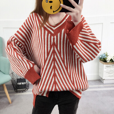 Lang Yue Women&39s 2017 autumn&winter new short paragraph pullovers sweater women&39s retro fashion loose V-neck vertical stripes sweater shirt LWYC179815 red one size
Lang Yue Women&39s 2017 autumn&winter new short paragraph pullovers sweater women&39s retro fashion loose V-neck vertical stripes sweater shirt LWYC179815 red one size