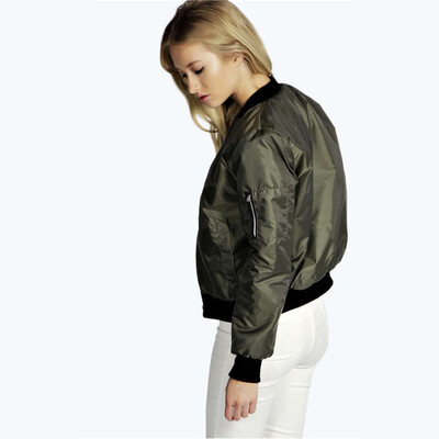 2017 autumn and winter new solid short paragraph fashion collar collar zipper jacket jacket
2017 autumn and winter new solid short paragraph fashion collar collar zipper jacket jacket