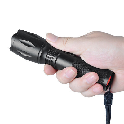 Warsun Watson X50 T6 zoom light flashlight mini rechargeable long-range super bright searchlight LED outdoor riding home
Warsun Watson X50 T6 zoom light flashlight mini rechargeable long-range super bright searchlight LED outdoor riding home