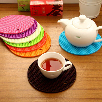Jingdong Supermarket Ou Runzhe insulation pad silicone round colorful kitchen table non-slip mat 18CM 8 color 8 block
Jingdong Supermarket Ou Runzhe insulation pad silicone round colorful kitchen table non-slip mat 18CM 8 color 8 block