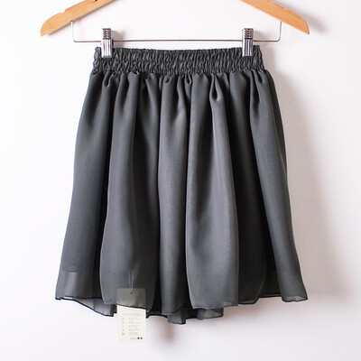 Women Fashion Dress Casual Solid Color Chiffon High waist double chiffon short skirt Puff Pleated big swing half skirt L05
Women Fashion Dress Casual Solid Color Chiffon High waist double chiffon short skirt Puff Pleated big swing half skirt L05