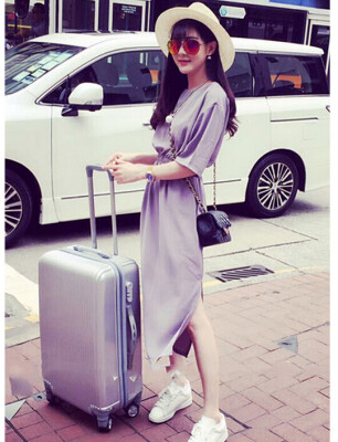 Lovaru ™ 2015 summer new dress Han edition temperament side split gray accept waist leisure fashion dress
Lovaru ™ 2015 summer new dress Han edition temperament side split gray accept waist leisure fashion dress