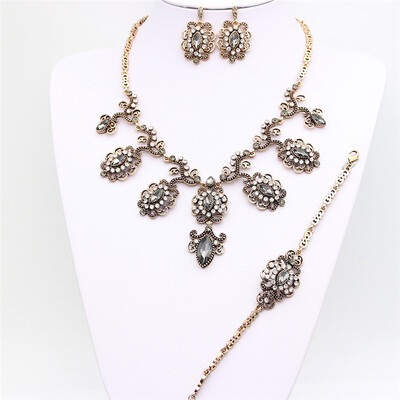 Luxury Turkey Flower Jewelry Sets Women Hook Earring Resin Necklace Crystal Bracelet Antique Gold Color Bridal Wedding Bijoux
Luxury Turkey Flower Jewelry Sets Women Hook Earring Resin Necklace Crystal Bracelet Antique Gold Color Bridal Wedding Bijoux
