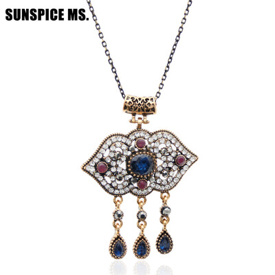 Gorgeous Brand Turkish Design Flower Necklaces Thin Chain Red Resin Acrylic Pendants Vintage Party India Women Wedding Jewelry
Gorgeous Brand Turkish Design Flower Necklaces Thin Chain Red Resin Acrylic Pendants Vintage Party India Women Wedding Jewelry
