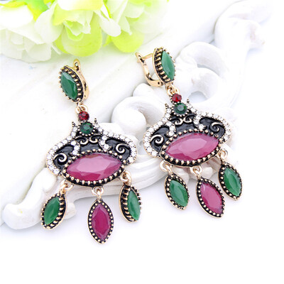 Ethnic Turkish Women Blue Resin Long Drop Hook Earrings Arab Jewelry Antique Gold Color Vintage Earrings India Bridal Jewelry
Ethnic Turkish Women Blue Resin Long Drop Hook Earrings Arab Jewelry Antique Gold Color Vintage Earrings India Bridal Jewelry