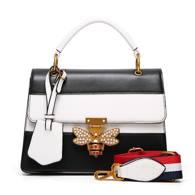 my love the new little bee hand-held single shoulder slanted cross stitching women's ba
my love the new little bee hand-held single shoulder slanted cross stitching women's ba