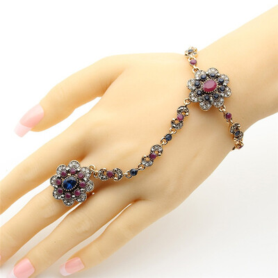 Великолепный Rhinestone ювелирные изделия Турция женщин браслет кольцо Установить Смола Цветок Ретро Золотой цвет Этнические бижут
Великолепный Rhinestone ювелирные изделия Турция женщин браслет кольцо Установить Смола Цветок Ретро Золотой цвет Этнические бижут