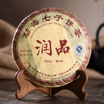 

C-PE153 Yunnan Run Pin 7262 seven son Puer ripe tea Health care Puerh tea Chinese pu er tea 357g green food