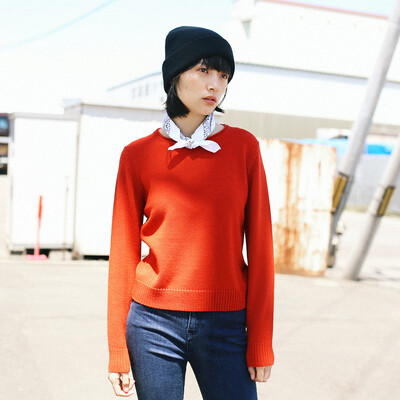 And with pure Raincun C6130 round neck pullover sweater solid color loose red sweater red C6130R0S
And with pure Raincun C6130 round neck pullover sweater solid color loose red sweater red C6130R0S