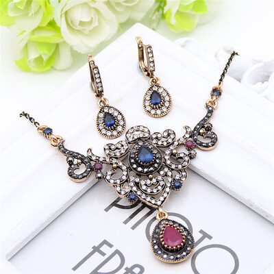 New Turkish Women Flower Vintage Pendant Necklaces Antique Gold Color India Wedding Bohemian Bridal Jewelry Charm Choker Bijoux
New Turkish Women Flower Vintage Pendant Necklaces Antique Gold Color India Wedding Bohemian Bridal Jewelry Charm Choker Bijoux