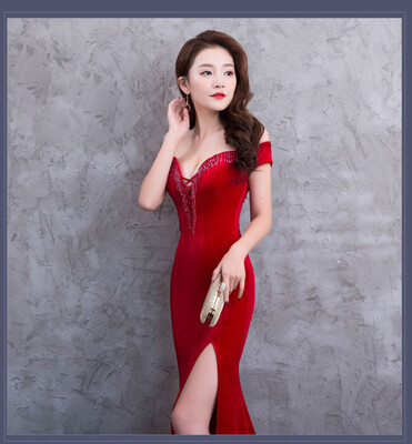 Banquet evening dress female sense of the annual host fishtail skirt long velvet slim dignified atmosphere
Banquet evening dress female sense of the annual host fishtail skirt long velvet slim dignified atmosphere
