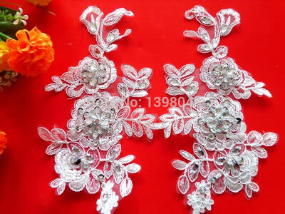Hand made crystal sequins patches 2313cm sew on Rhinestones Ivory lace applique for dress DIY accessories
Hand made crystal sequins patches 2313cm sew on Rhinestones Ivory lace applique for dress DIY accessories