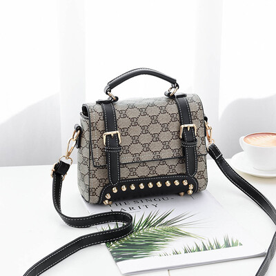 SGARR Women PU Leather Bags Handbags Women Fashion Ladies Shoulder Crossbody Bag High Quality Casual Female Tote Bag For Girls
SGARR Women PU Leather Bags Handbags Women Fashion Ladies Shoulder Crossbody Bag High Quality Casual Female Tote Bag For Girls