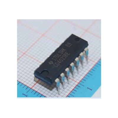10pcs/lot CD4023BE CD4023 DIP14 HEF4023BP new&original electronic components car ic kit in stock
10pcs/lot CD4023BE CD4023 DIP14 HEF4023BP new&original electronic components car ic kit in stock